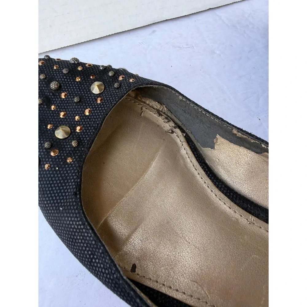 Bandolino Black Studded Pointed Toe Low Wedge Slip On Shoes Sz 8.5M‎
